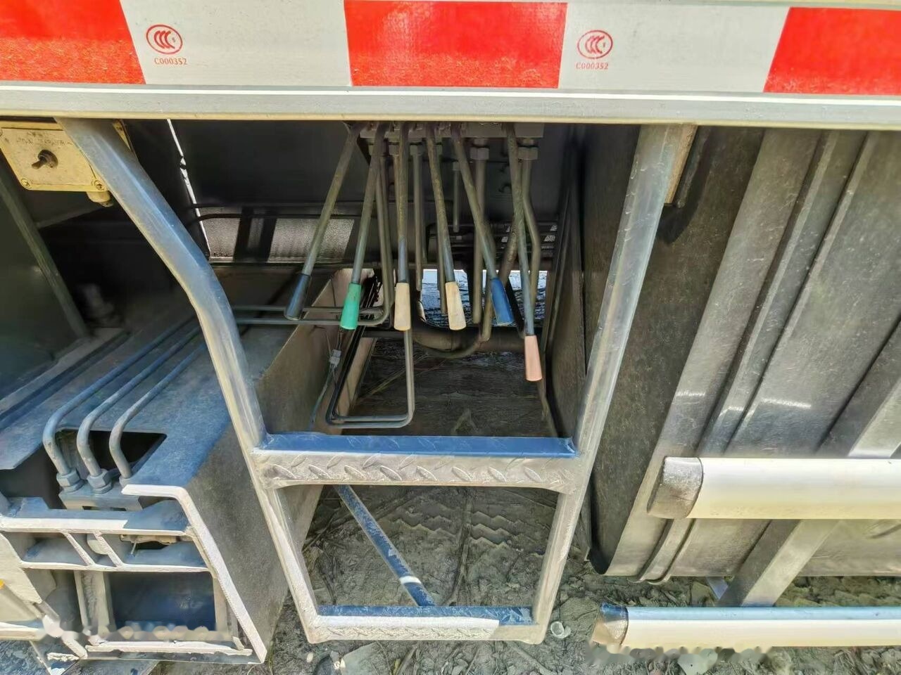 XCMG XCT50 XCT30 XCT35 QY50KC QY50K 50T 50ton 50 35 60 - Mobile crane: picture 5 XCMG XCT50 XCT30 XCT35 QY50KC QY50K 50T 50ton 50 35 60 - Mobile crane: picture 5