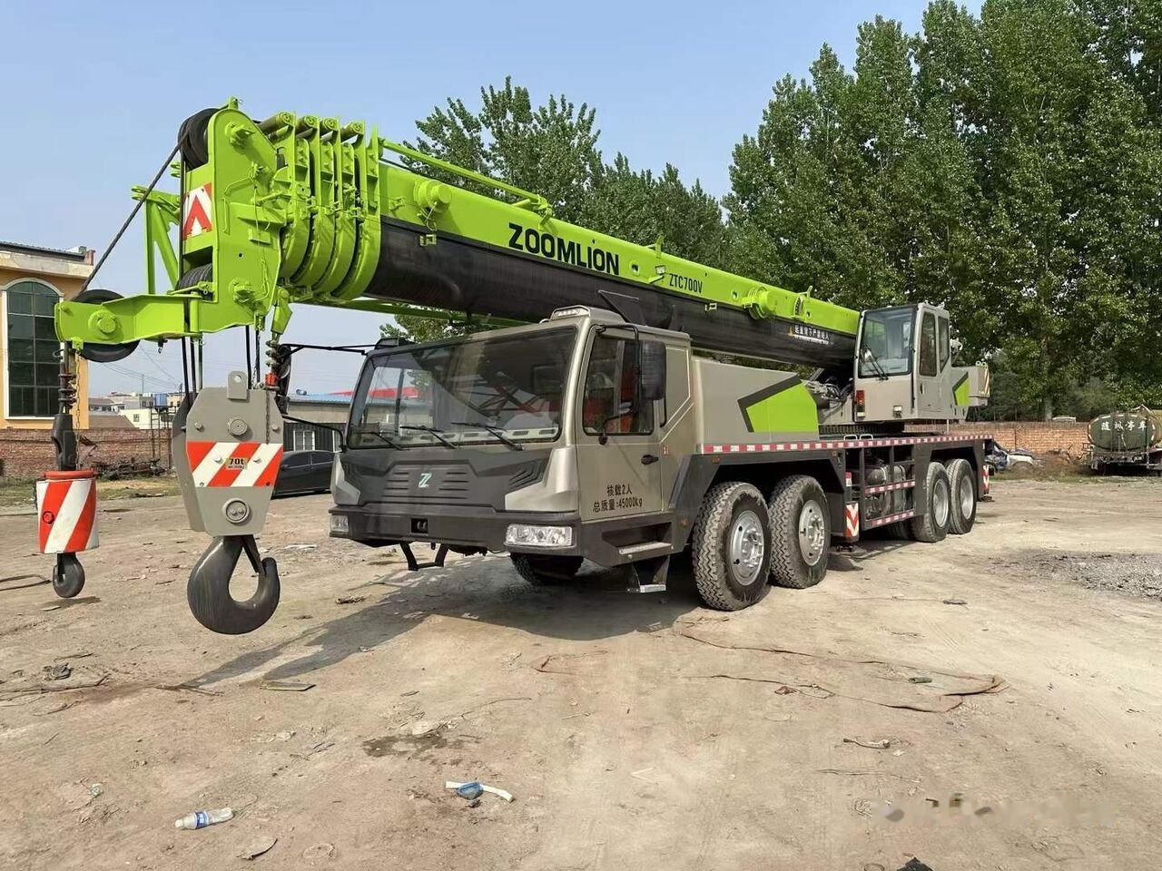 Zoomlion ZTC700V ZTC800V ZTC900V 50T 70T 80T 100T - Mobile crane: picture 1 Zoomlion ZTC700V ZTC800V ZTC900V 50T 70T 80T 100T - Mobile crane: picture 1