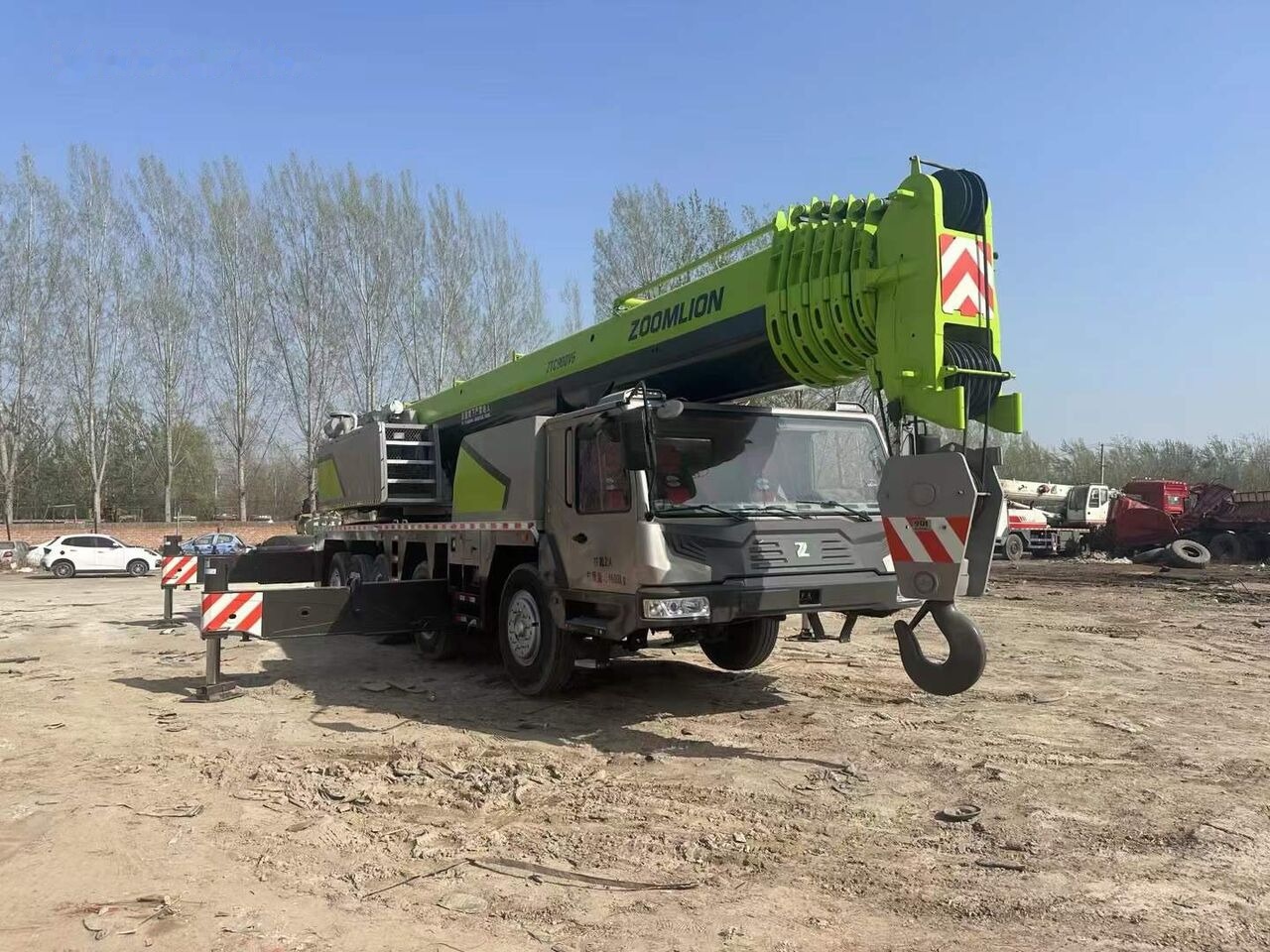 Zoomlion ZTC900V 90T 90ton 80ton 100ton - Mobile crane: picture 3 Zoomlion ZTC900V 90T 90ton 80ton 100ton - Mobile crane: picture 3