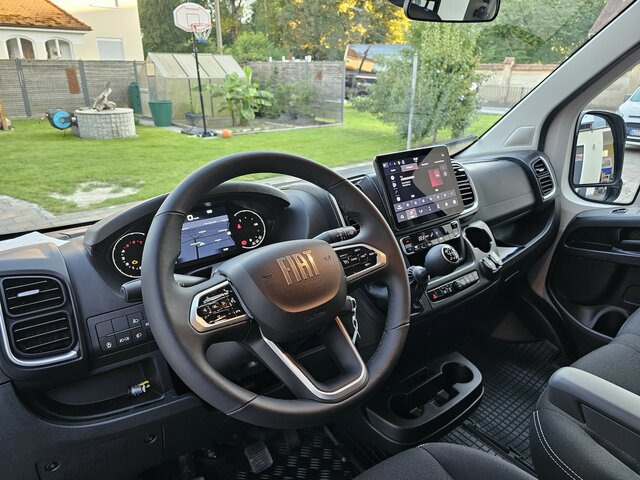 FIAT Ducato 140 DOKA Pritsche 2,9 Navi 10' v.Cockpit - Open body delivery van, Crew cab van: picture 2 FIAT Ducato 140 DOKA Pritsche 2,9 Navi 10' v.Cockpit - Open body delivery van, Crew cab van: picture 2