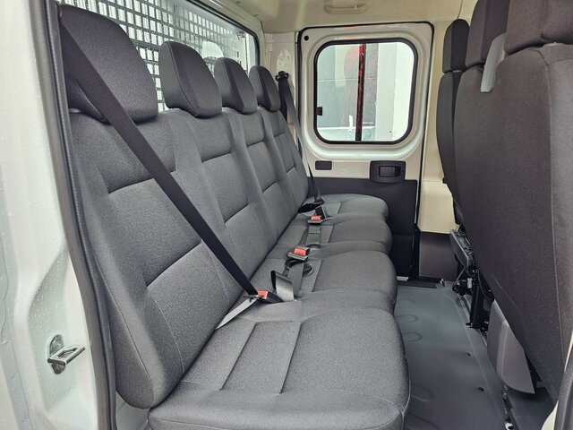 Open body delivery van, Crew cab van FIAT Ducato MAXI 140 Serie 9.2 2025 L5 Doppelkabine: picture 21