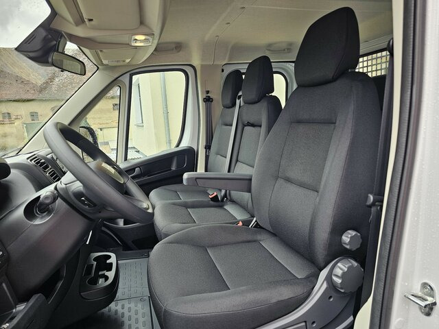Open body delivery van, Crew cab van FIAT Ducato MAXI 140 Serie 9.2 2025 L5 Doppelkabine: picture 39