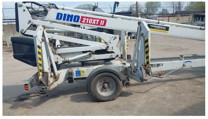 Dino 210 XT II - Articulated boom lift: picture 3 Dino 210 XT II - Articulated boom lift: picture 3