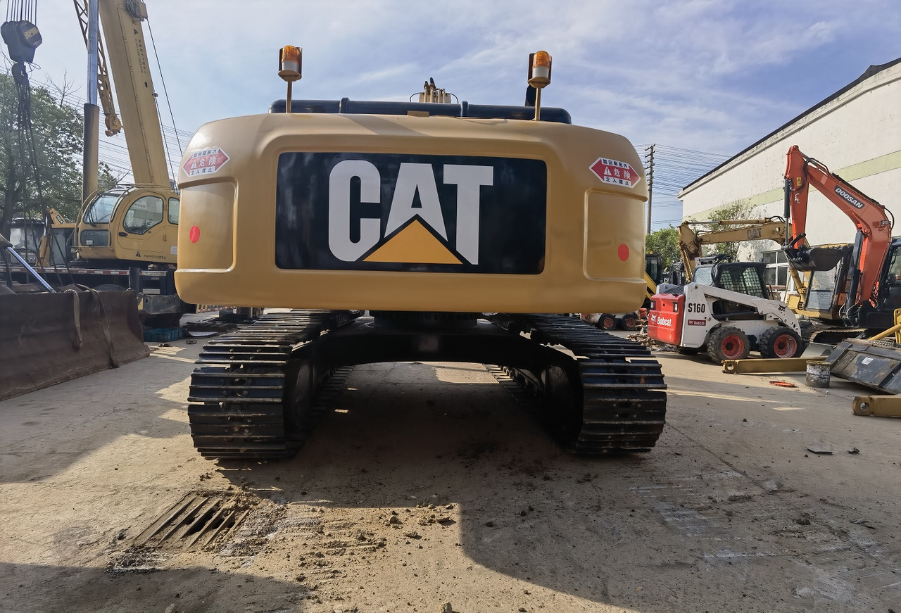 CAT 330D Excavator - Crawler excavator: picture 4 CAT 330D Excavator - Crawler excavator: picture 4