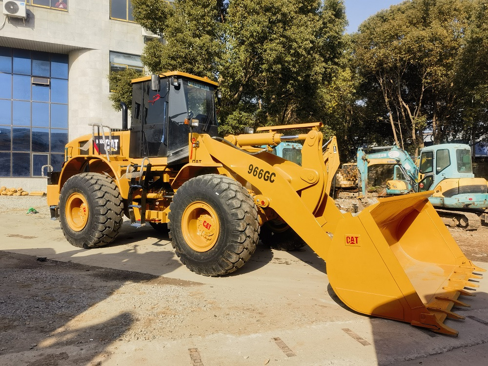 CAT 966GC - Wheel loader: picture 1 CAT 966GC - Wheel loader: picture 1