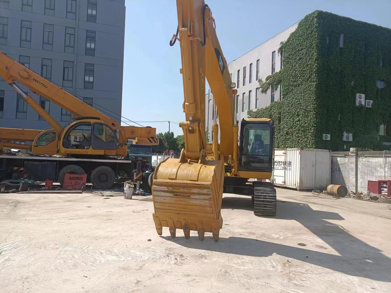 CATERPILLAR 320C - Crawler excavator: picture 5 CATERPILLAR 320C - Crawler excavator: picture 5