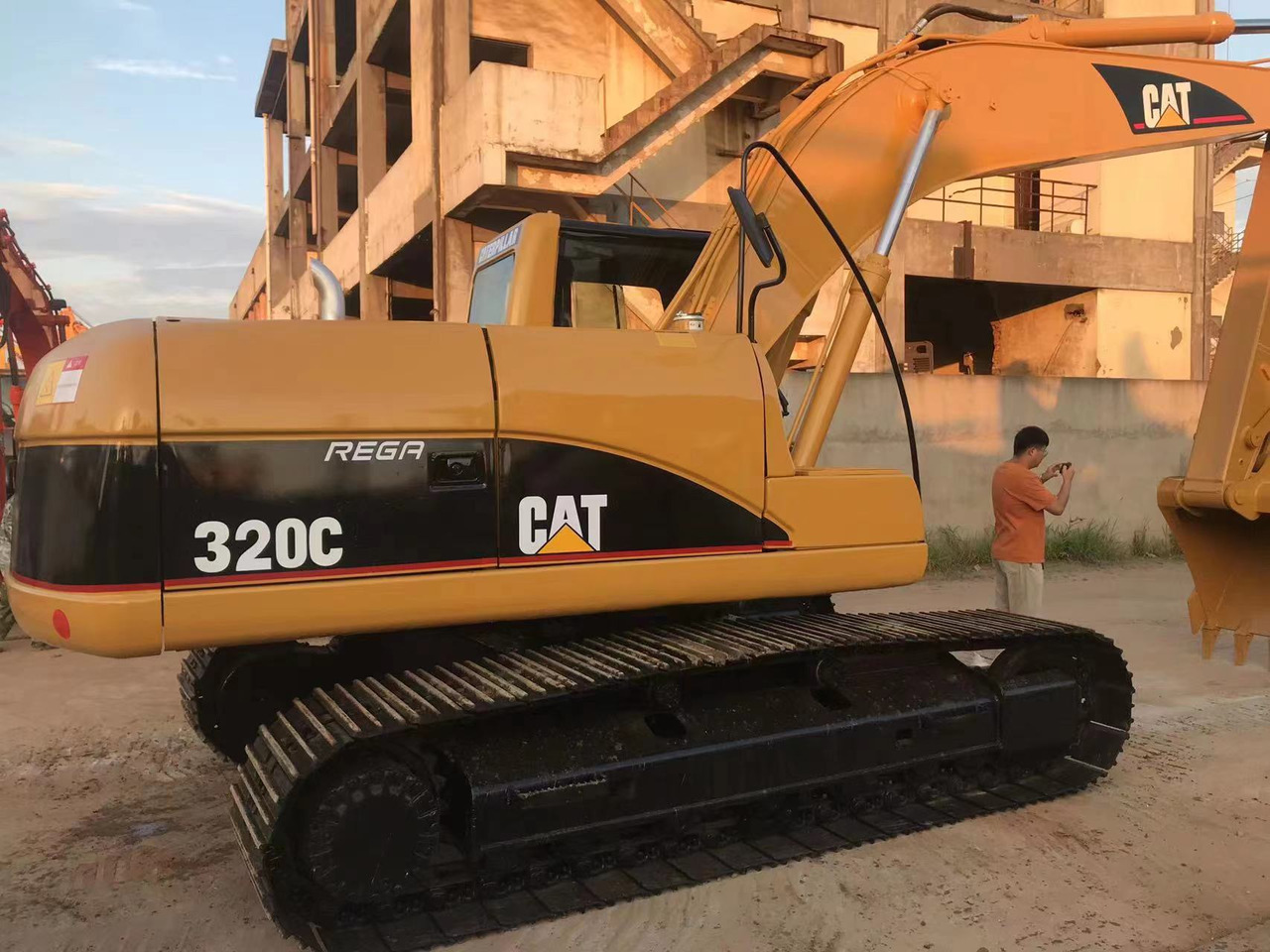 CATERPILLAR 320C - Crawler excavator: picture 5 CATERPILLAR 320C - Crawler excavator: picture 5
