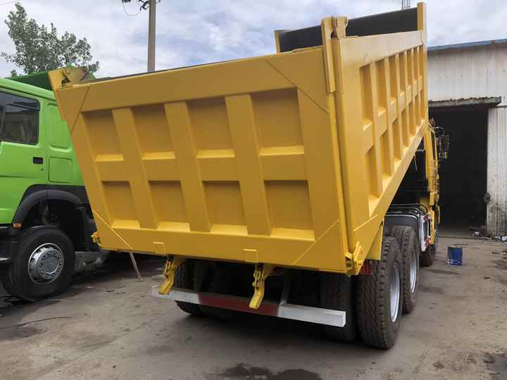 Construction Transportation Equipment Chinese New or Used Dumper Tipper Dump Truck Shacman Dump Truck F3000 6x4 - Tipper: picture 3 Construction Transportation Equipment Chinese New or Used Dumper Tipper Dump Truck Shacman Dump Truck F3000 6x4 - Tipper: picture 3