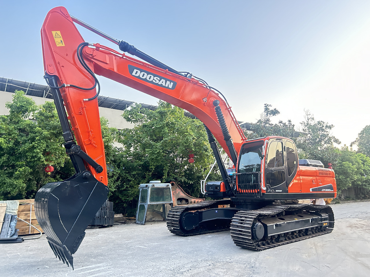 Doosan DX300LC Crawler Excavator - Crawler excavator: picture 4 Doosan DX300LC Crawler Excavator - Crawler excavator: picture 4
