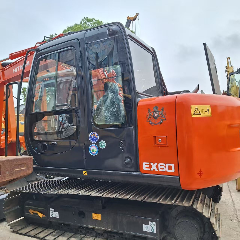 Hitachi EX60 Excavator - Crawler excavator: picture 2 Hitachi EX60 Excavator - Crawler excavator: picture 2