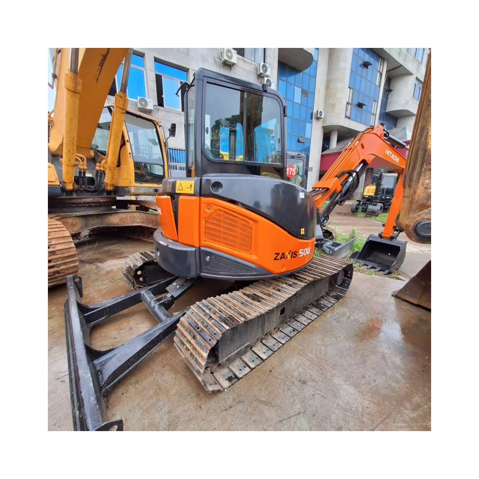 Hitachi ZX50U Excavator - Crawler excavator: picture 2 Hitachi ZX50U Excavator - Crawler excavator: picture 2