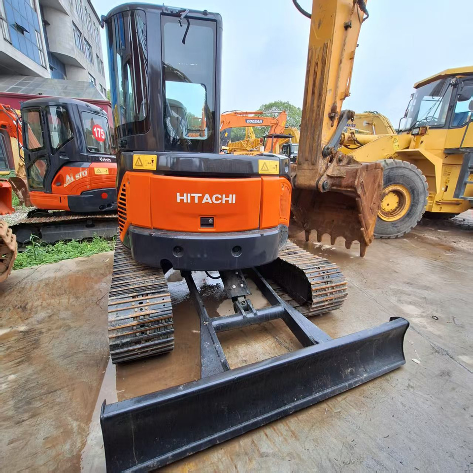 Hitachi ZX50U Excavator - Crawler excavator: picture 5 Hitachi ZX50U Excavator - Crawler excavator: picture 5