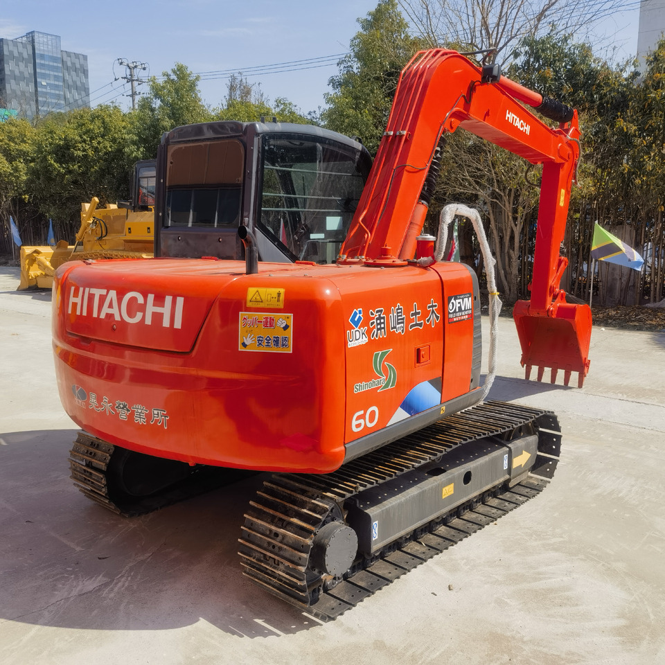 Hitachi ZX60 Excavator - Crawler excavator: picture 3 Hitachi ZX60 Excavator - Crawler excavator: picture 3