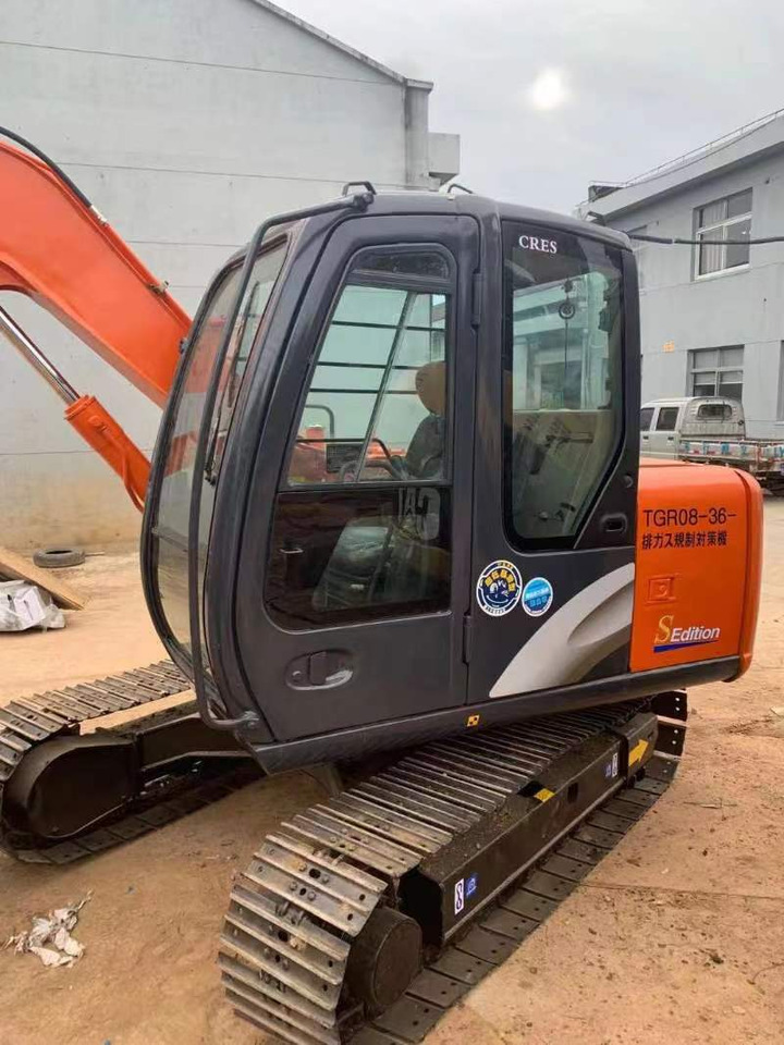 Hitachi ZX70 Excavator - Crawler excavator: picture 2 Hitachi ZX70 Excavator - Crawler excavator: picture 2