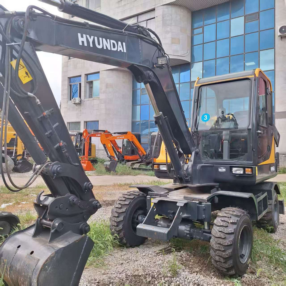 Hyundai HW60 excavator - Wheel excavator: picture 3 Hyundai HW60 excavator - Wheel excavator: picture 3