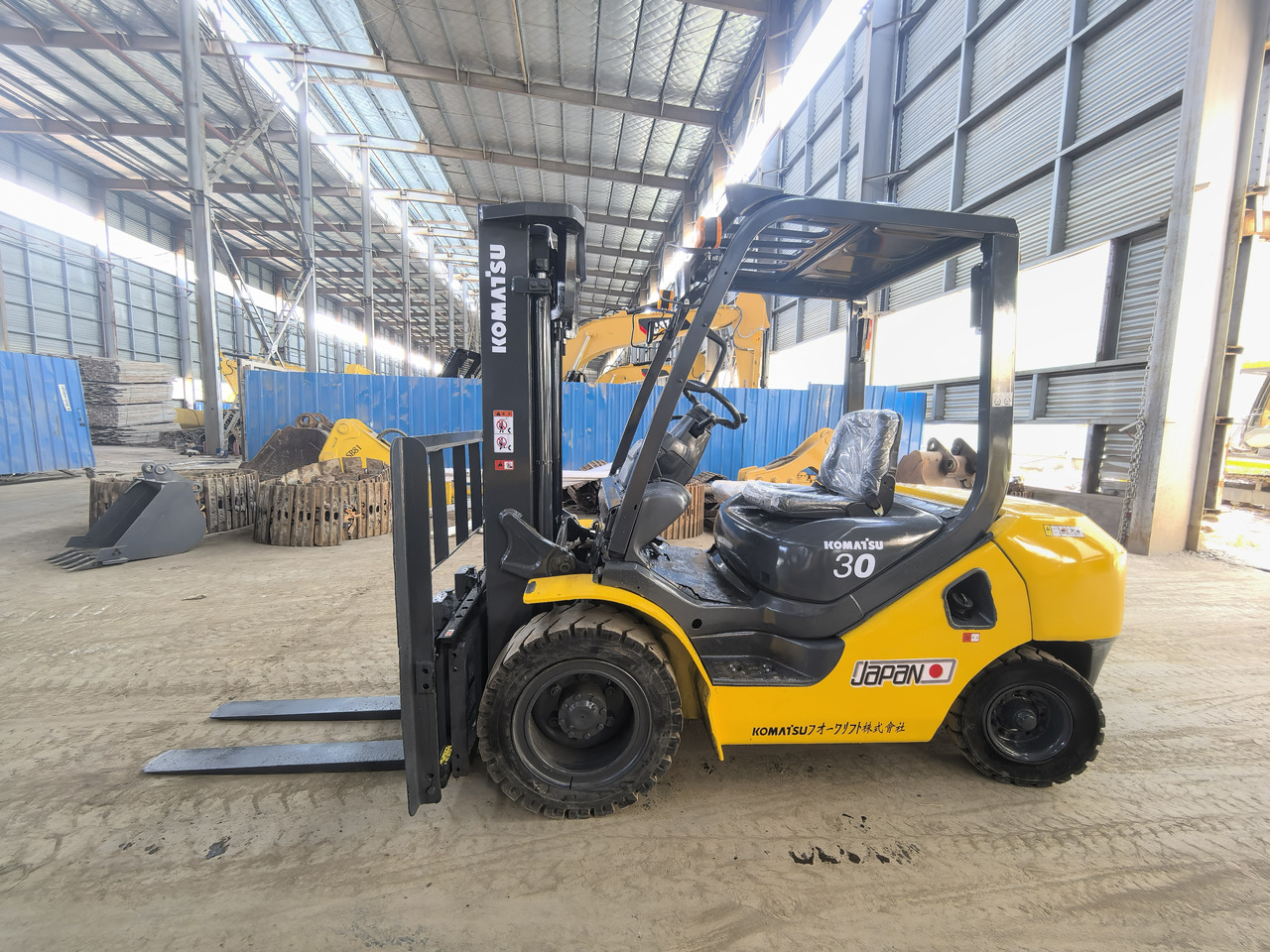 Komatsu FD30 Forklift - Diesel forklift: picture 5 Komatsu FD30 Forklift - Diesel forklift: picture 5