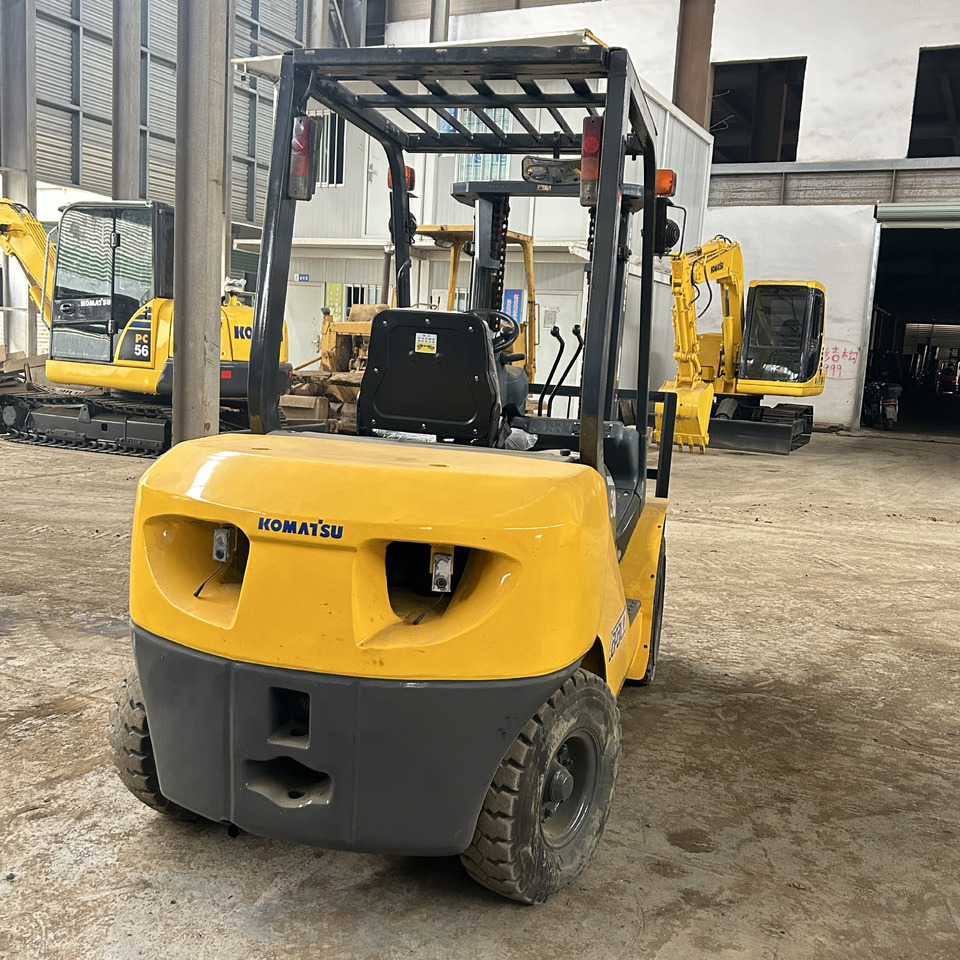 Komatsu FD30 Forklift - Diesel forklift: picture 5 Komatsu FD30 Forklift - Diesel forklift: picture 5