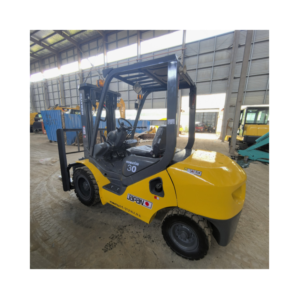Komatsu FD30 Forklift - Diesel forklift: picture 1 Komatsu FD30 Forklift - Diesel forklift: picture 1