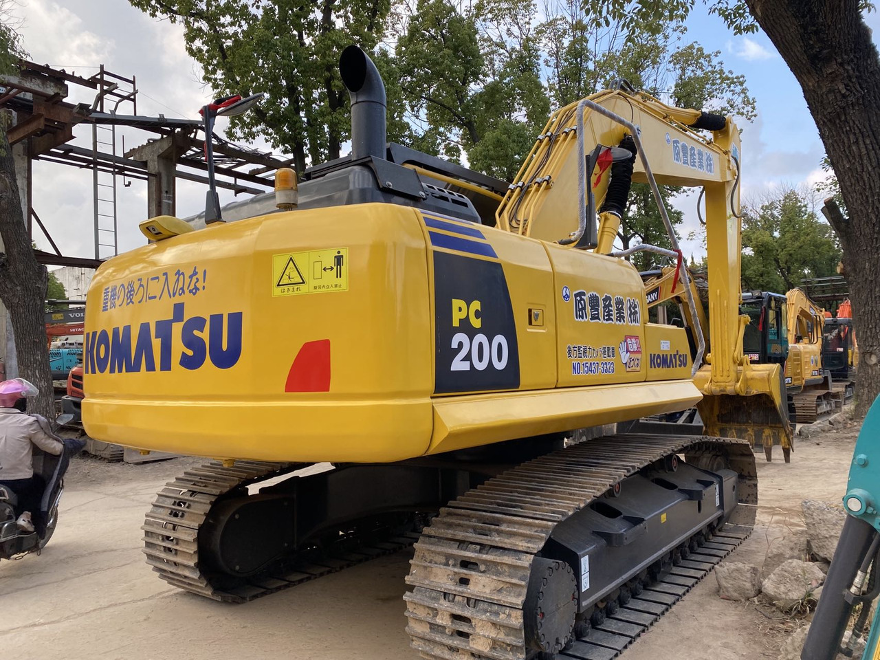 Komatsu PC200-8 Excavator - Crawler excavator: picture 4 Komatsu PC200-8 Excavator - Crawler excavator: picture 4