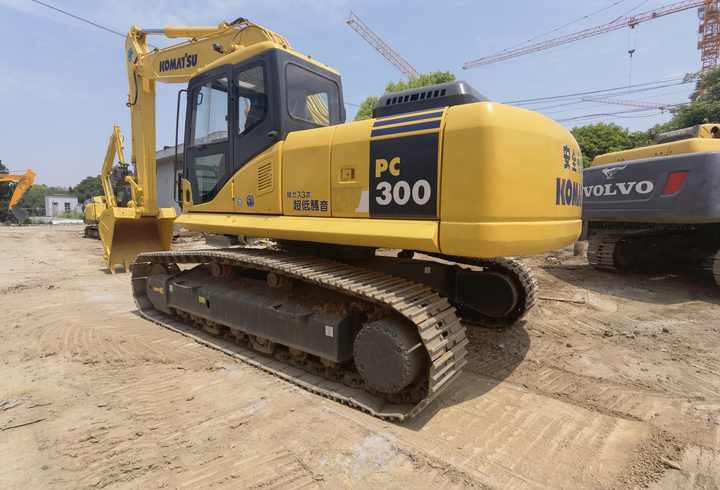 Komatsu PC350-7 excavator - Crawler excavator: picture 5 Komatsu PC350-7 excavator - Crawler excavator: picture 5