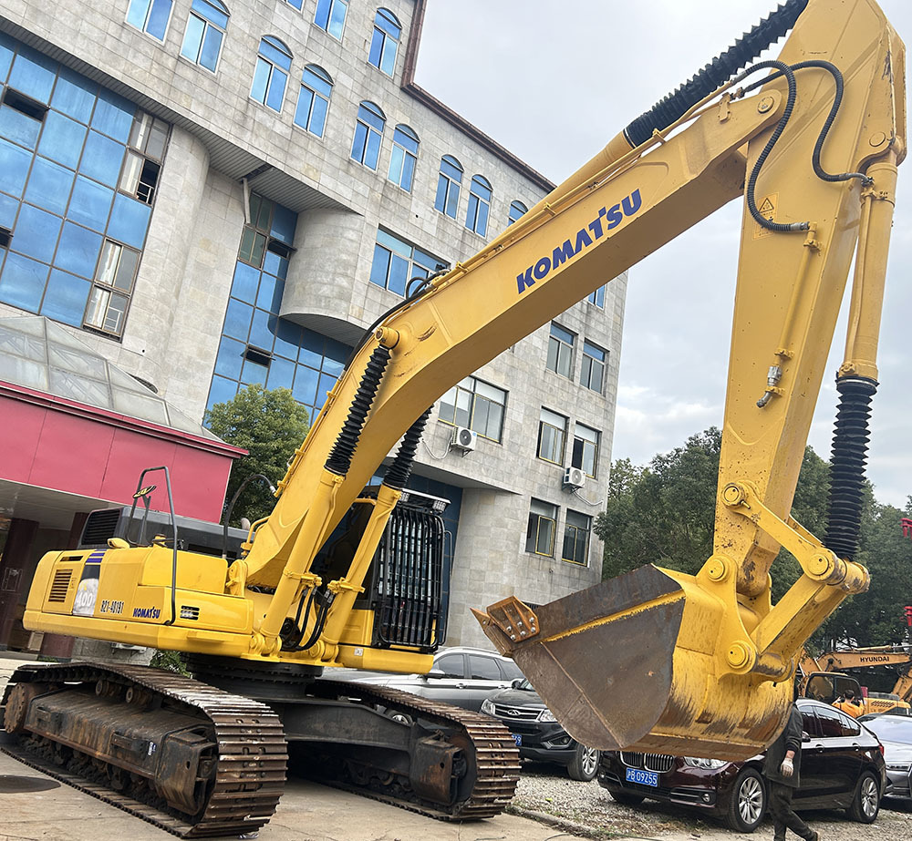 Komatsu PC400-8 excavator - Crawler excavator: picture 4 Komatsu PC400-8 excavator - Crawler excavator: picture 4