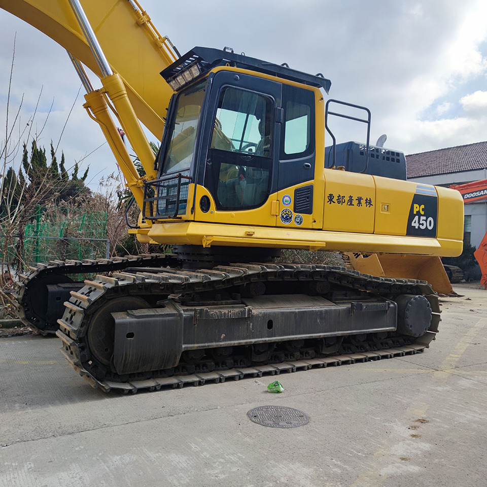 Komatsu PC450 -8 - Crawler excavator: picture 3 Komatsu PC450 -8 - Crawler excavator: picture 3