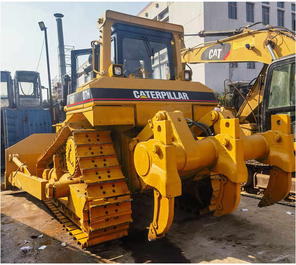 Original Japan made earth-moving bulldozer Caterpillar D7H dozer CAT heavy bulldozer D7 cheap dozer in China - Bulldozer: picture 1 Original Japan made earth-moving bulldozer Caterpillar D7H dozer CAT heavy bulldozer D7 cheap dozer in China - Bulldozer: picture 1