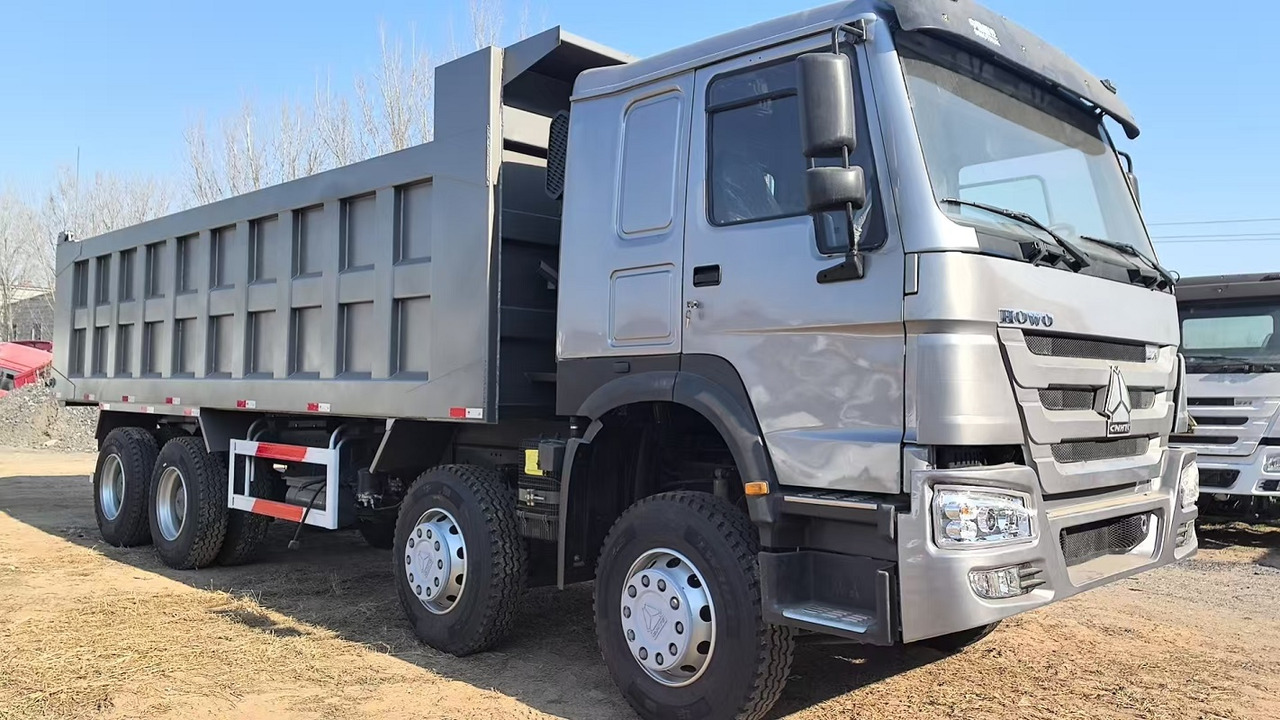 SINOTRUK Howo Dump truck 371hp 8x4 - Tipper: picture 1 SINOTRUK Howo Dump truck 371hp 8x4 - Tipper: picture 1