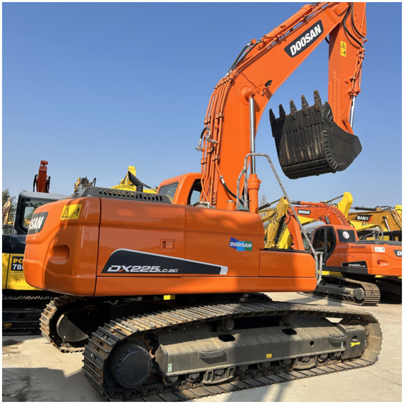 Second Hand Doosan Excavator Crawler DX225LC-9C crawler Used Excavator For Sale in shanghai yard - Crawler excavator: picture 1 Second Hand Doosan Excavator Crawler DX225LC-9C crawler Used Excavator For Sale in shanghai yard - Crawler excavator: picture 1