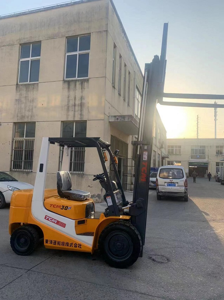 TCM FD30 Forklift - Diesel forklift: picture 4 TCM FD30 Forklift - Diesel forklift: picture 4