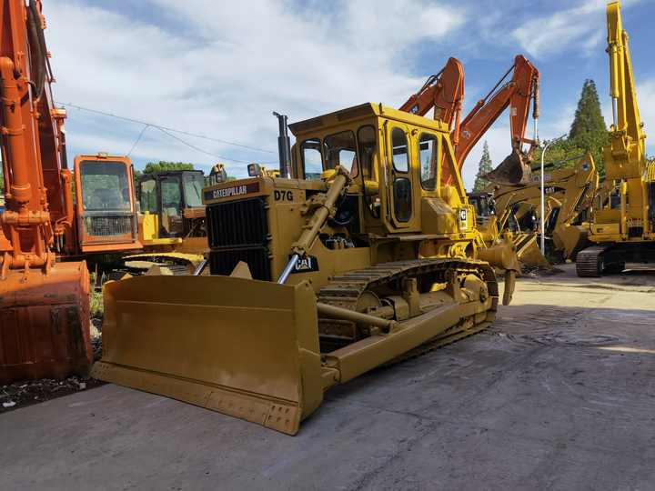 Used Cat Bulldozer D7G CAT Crawler Tractor D7G second hand Caterpillar Bulldozers CAT D7 Bulldozer For Sale - Bulldozer: picture 2 Used Cat Bulldozer D7G CAT Crawler Tractor D7G second hand Caterpillar Bulldozers CAT D7 Bulldozer For Sale - Bulldozer: picture 2