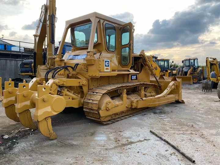 Used Caterpillar Used Original CAT D7g Machine second hand Dozer Good perfomance Bulldozer Crawler on stock - Bulldozer: picture 5 Used Caterpillar Used Original CAT D7g Machine second hand Dozer Good perfomance Bulldozer Crawler on stock - Bulldozer: picture 5