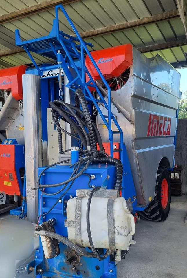Vendemmiatrice Imeca HS30 - Farm tractor: picture 1 Vendemmiatrice Imeca HS30 - Farm tractor: picture 1