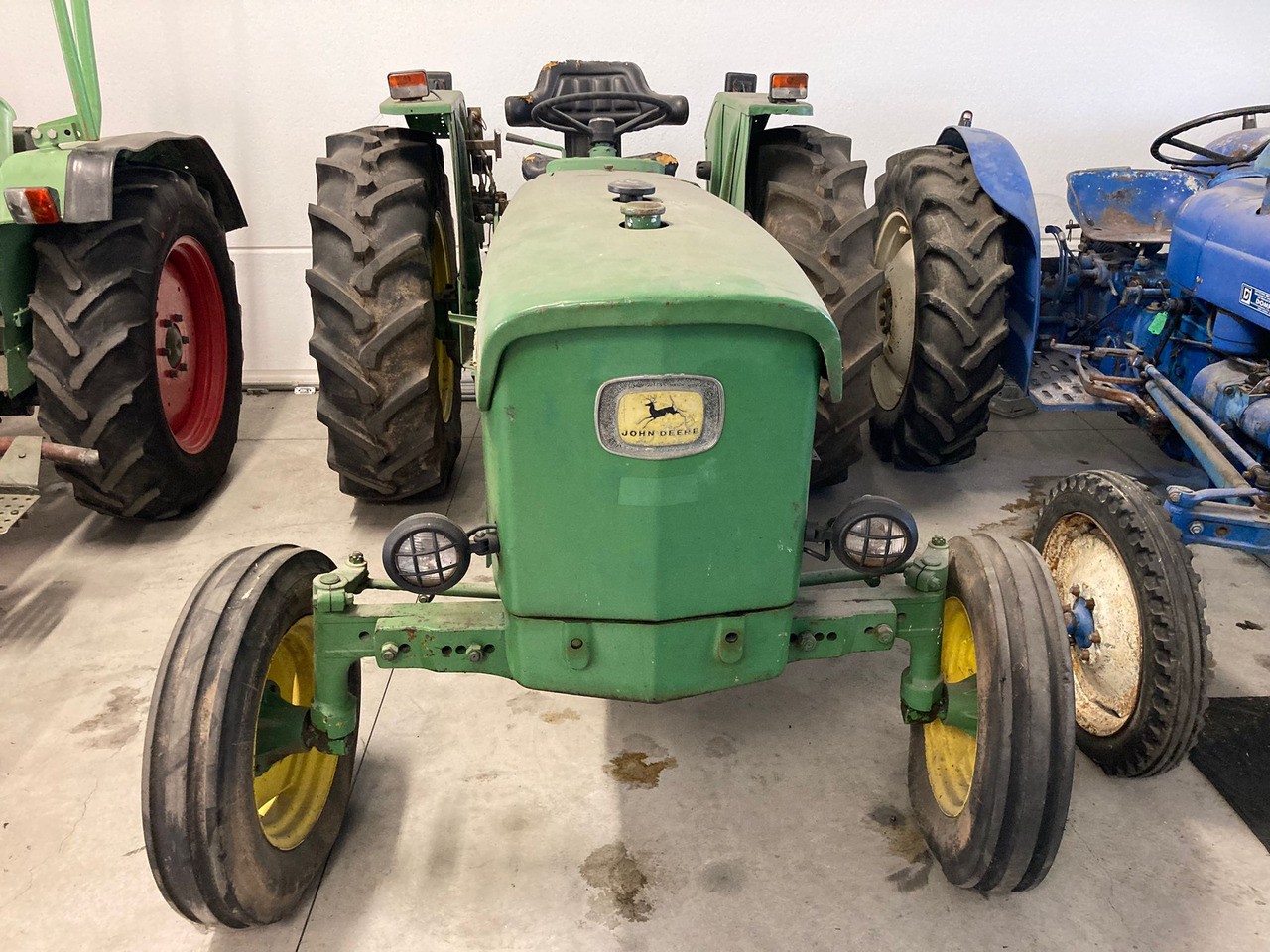 JOHN DEERE 1020 - Farm tractor: picture 3 JOHN DEERE 1020 - Farm tractor: picture 3