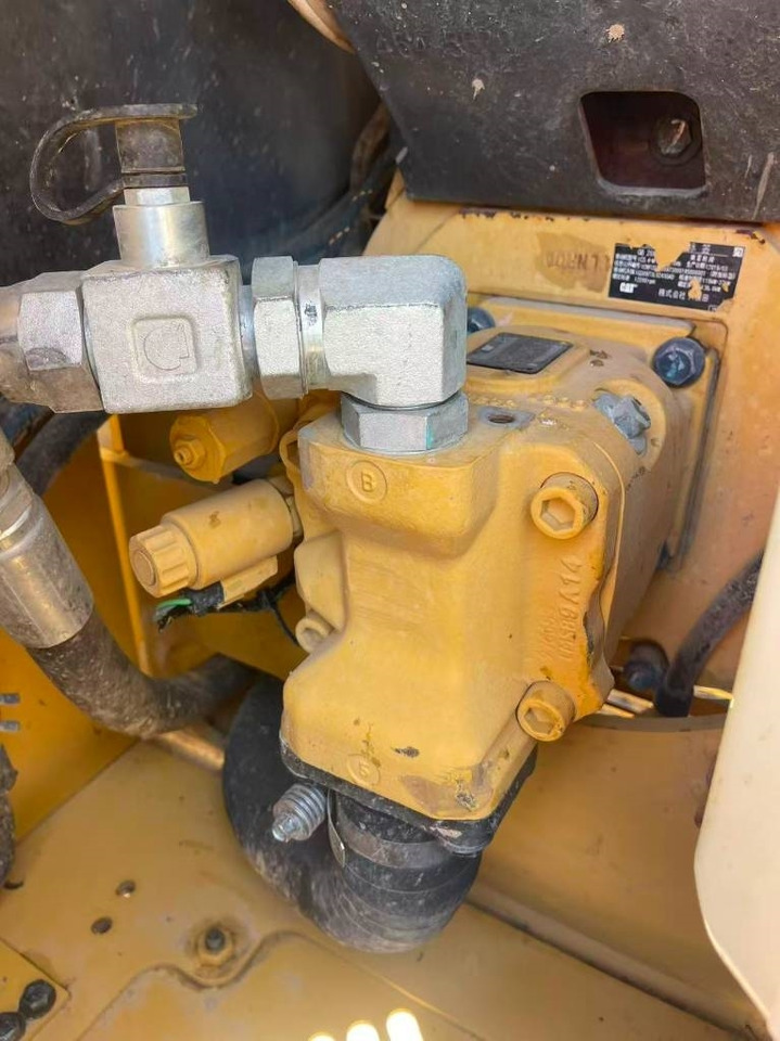 CAT 307.5 - Mini excavator: picture 5 CAT 307.5 - Mini excavator: picture 5