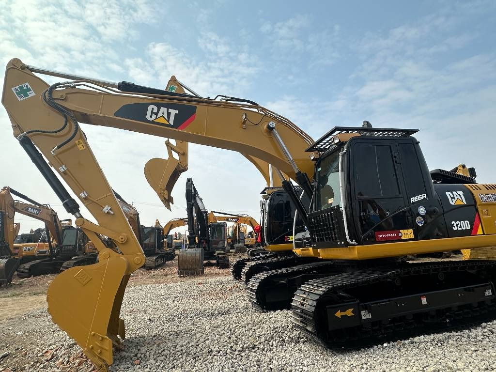 CAT 320 D - Crawler excavator: picture 1 CAT 320 D - Crawler excavator: picture 1