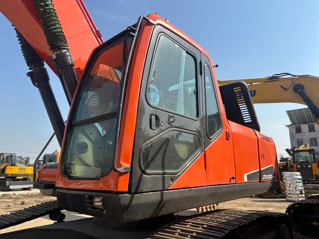 Doosan 300-7 - Crawler excavator: picture 4 Doosan 300-7 - Crawler excavator: picture 4