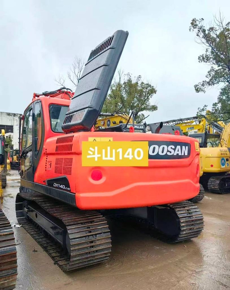 Doosan DX 140 - Crawler excavator: picture 1 Doosan DX 140 - Crawler excavator: picture 1