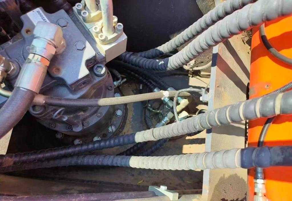 Doosan DX 200 - Crawler excavator: picture 4 Doosan DX 200 - Crawler excavator: picture 4