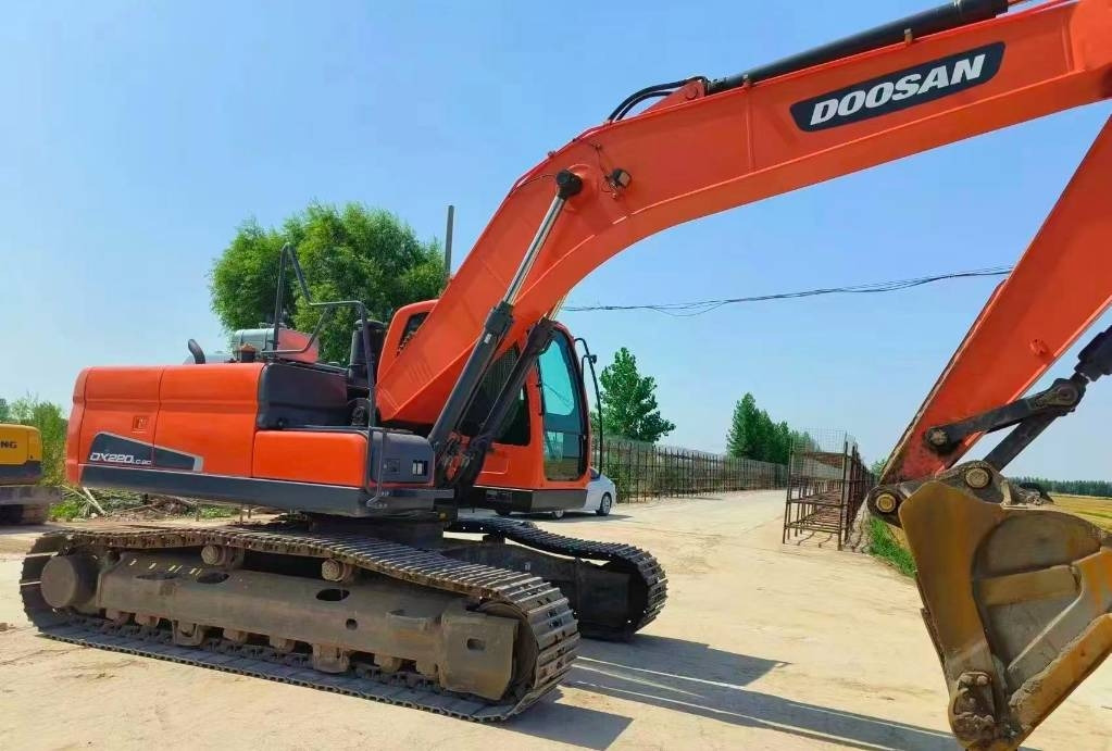 Doosan DX 200 - Crawler excavator: picture 1 Doosan DX 200 - Crawler excavator: picture 1