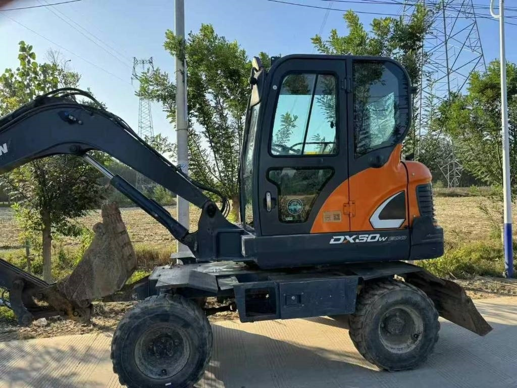 Doosan DX 60 - Mini excavator: picture 4 Doosan DX 60 - Mini excavator: picture 4