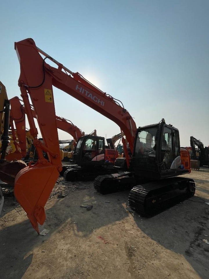 Hitachi ZX 130 - Crawler excavator: picture 2 Hitachi ZX 130 - Crawler excavator: picture 2