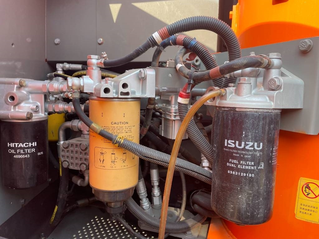 Hitachi ZX 130 - Crawler excavator: picture 5 Hitachi ZX 130 - Crawler excavator: picture 5