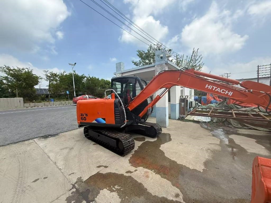 Hitachi Zaxis 60 - Crawler excavator: picture 1 Hitachi Zaxis 60 - Crawler excavator: picture 1
