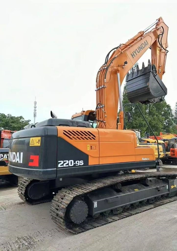 Hyundai 220-9 - Crawler excavator: picture 5 Hyundai 220-9 - Crawler excavator: picture 5