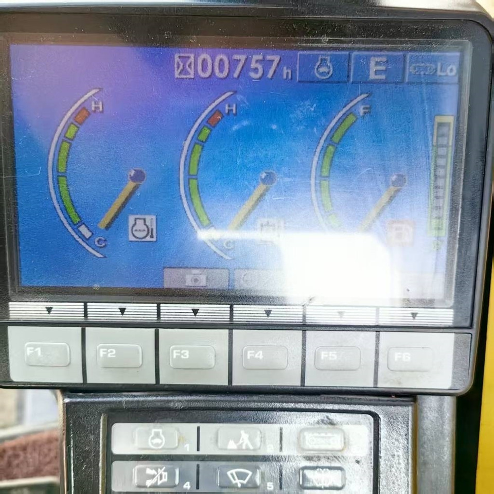 Mini excavator Komatsu PC 128 US: picture 7