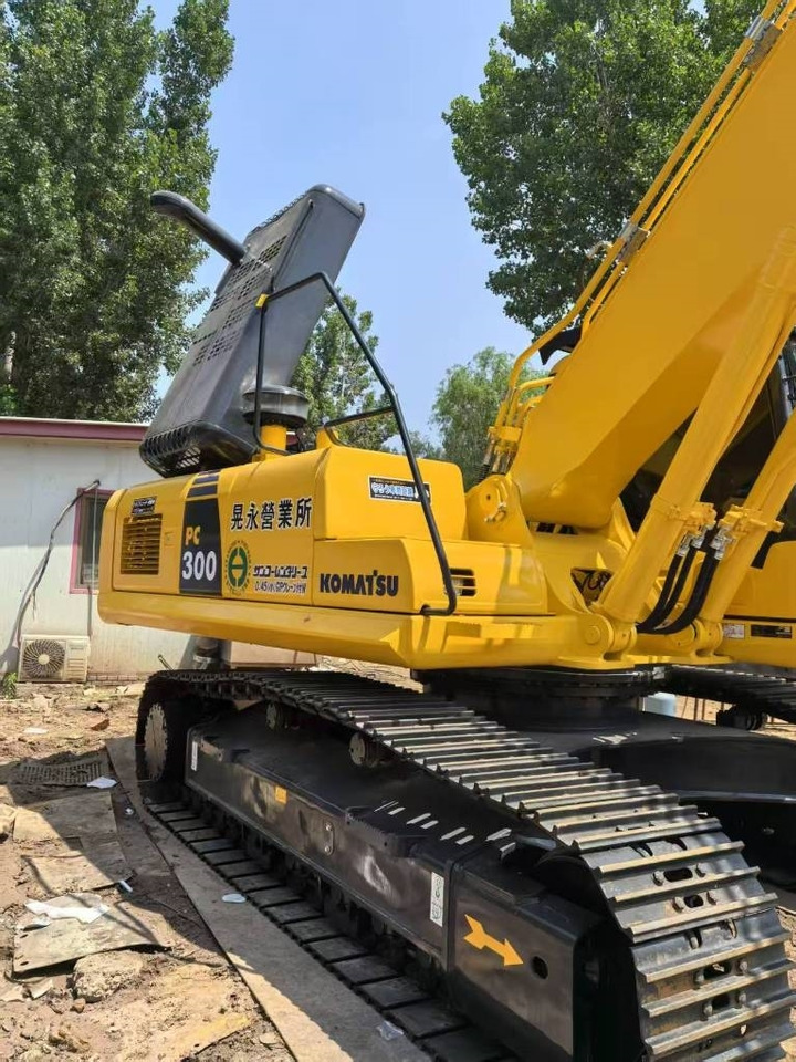 Komatsu PC 300 - Crawler excavator: picture 4 Komatsu PC 300 - Crawler excavator: picture 4