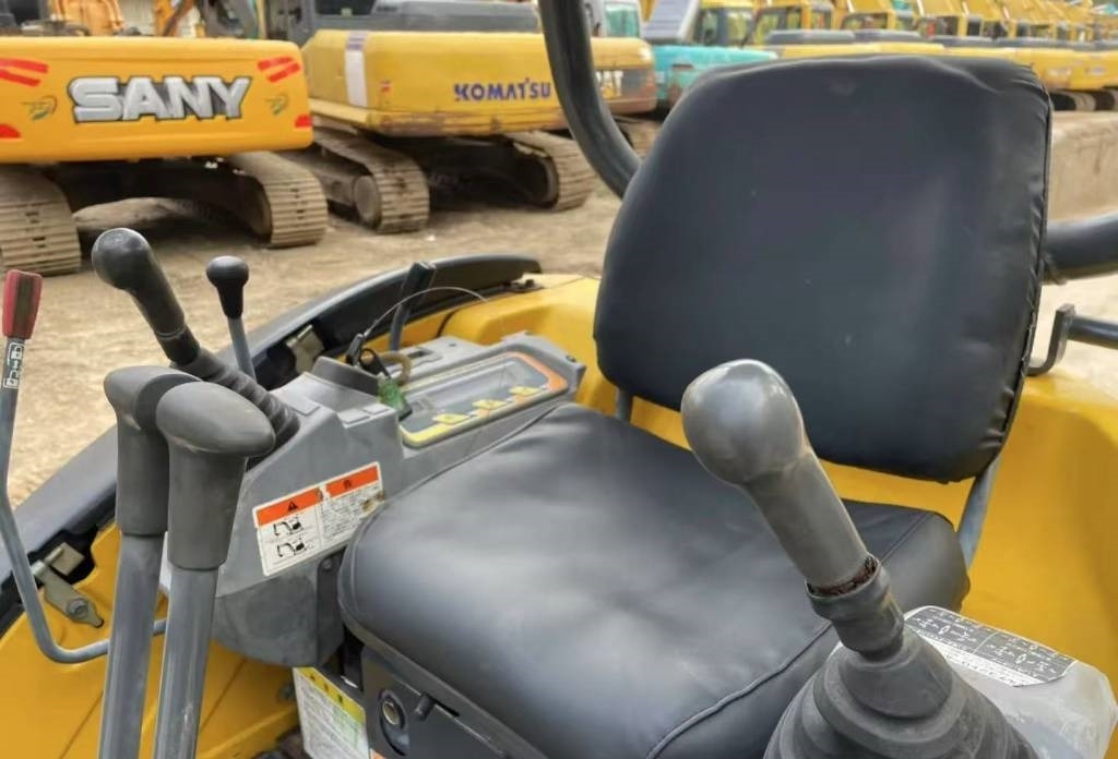 Mini excavator Kubota U 25: picture 8 Mini excavator Kubota U 25: picture 8