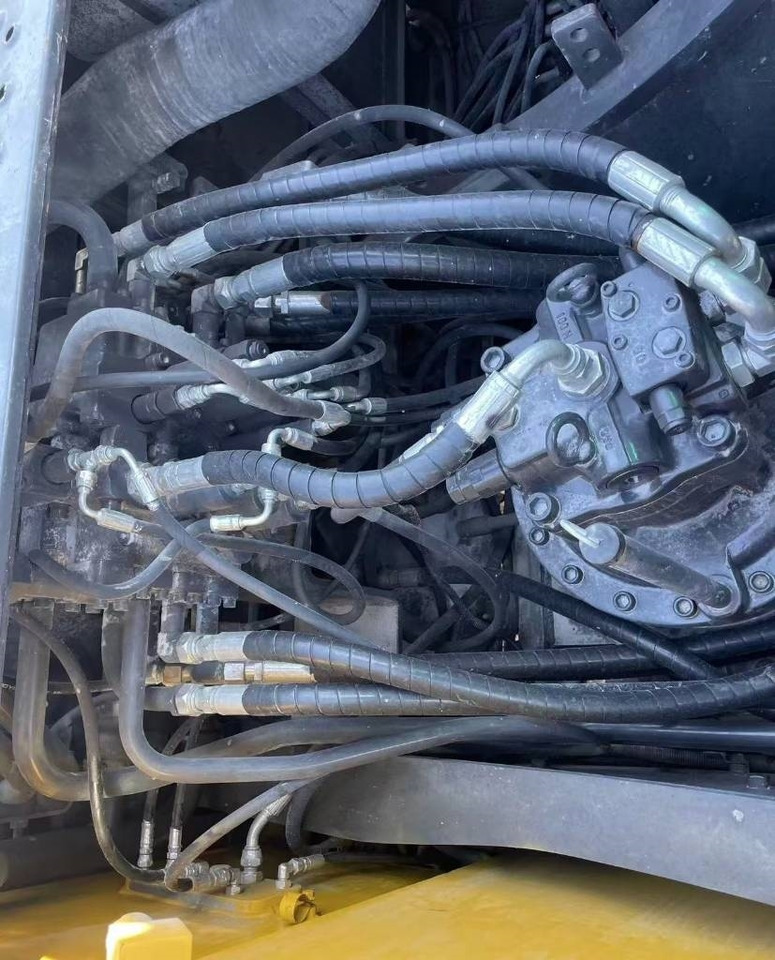 Volvo EC 240 B  - Crawler excavator: picture 3 Volvo EC 240 B  - Crawler excavator: picture 3