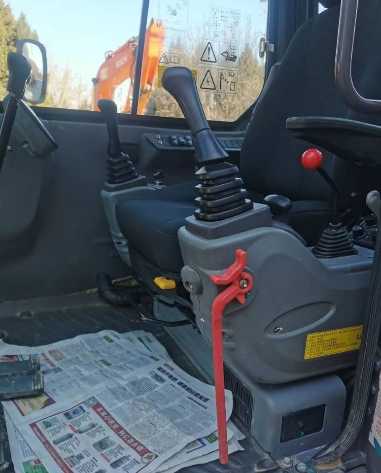 Mini excavator Volvo EC 55: picture 10 Mini excavator Volvo EC 55: picture 10